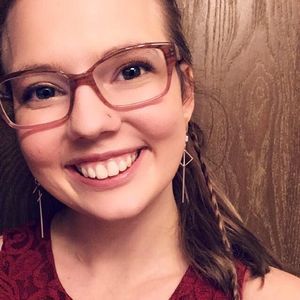 Meet your Posher, Leah